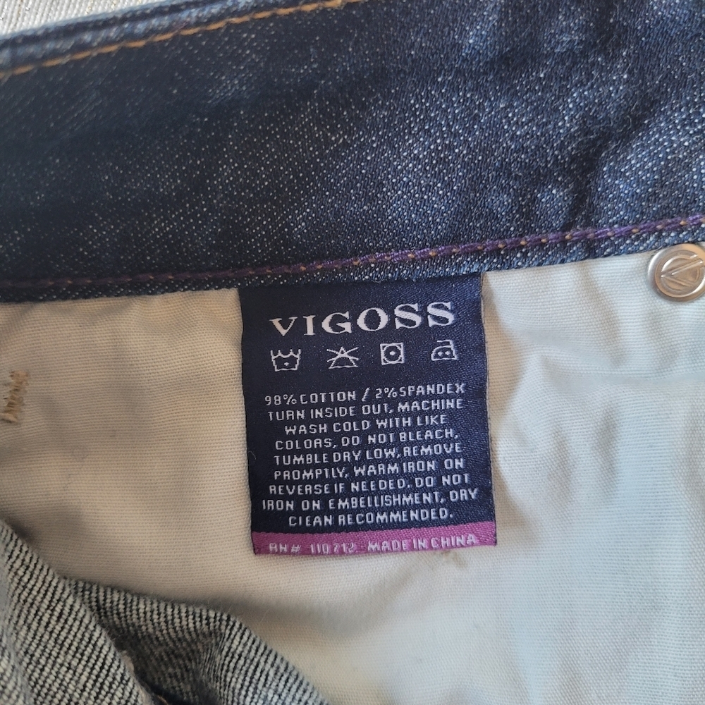 Vigoss Women's Dark Indigo Rolled Hem Denim Shorts Size Waist 31 Length 3 - Picture 4 of 12
